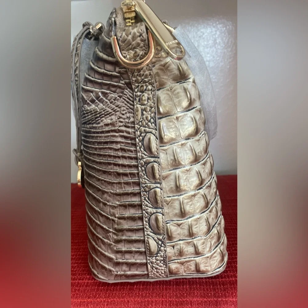 NWT…BRAHMIN… SATCHEL/CROSSBODY CROCODILE/ALLIGATOR EMBOSSED HANDBAG - Picture 8 of 16
